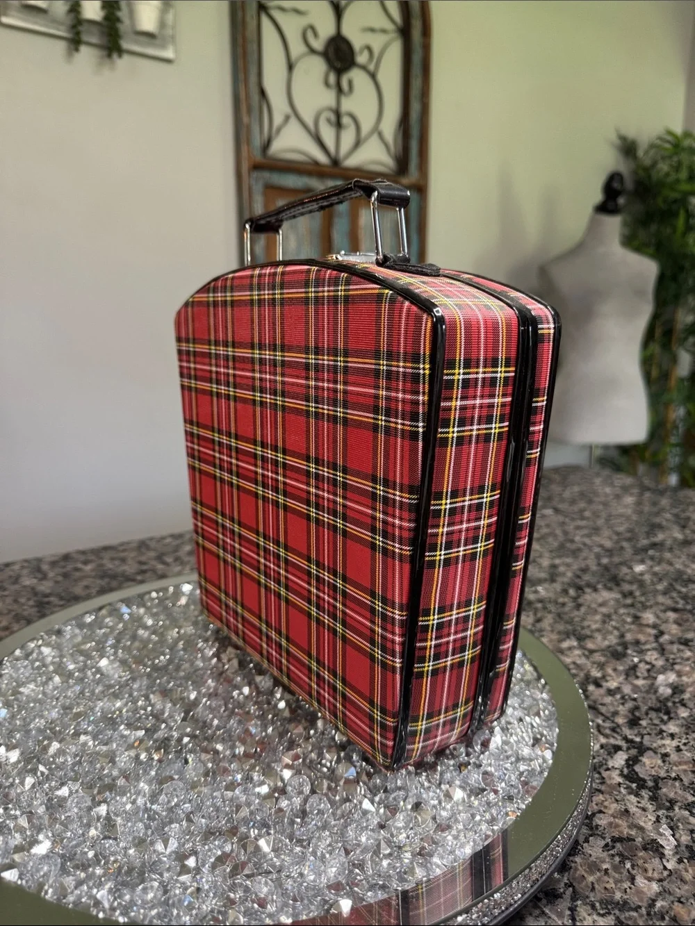 Tartan Plaid red Train Case Cosmetic Bag NWOT